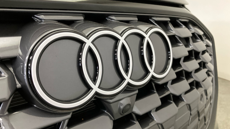 Audi Q5 2.0 TDI Quattro Sport 5dr S Tronic Diesel Estate